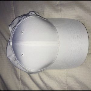 Nike Accessories - Nike white cap Nike Accessories - Nike white cap